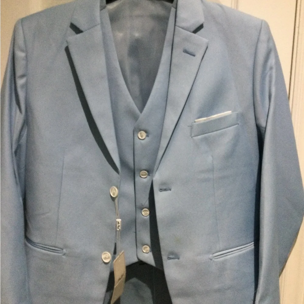 BNWT 5 Piece light Blue Suit Set Including Protector Bag - Picture 3 of 9